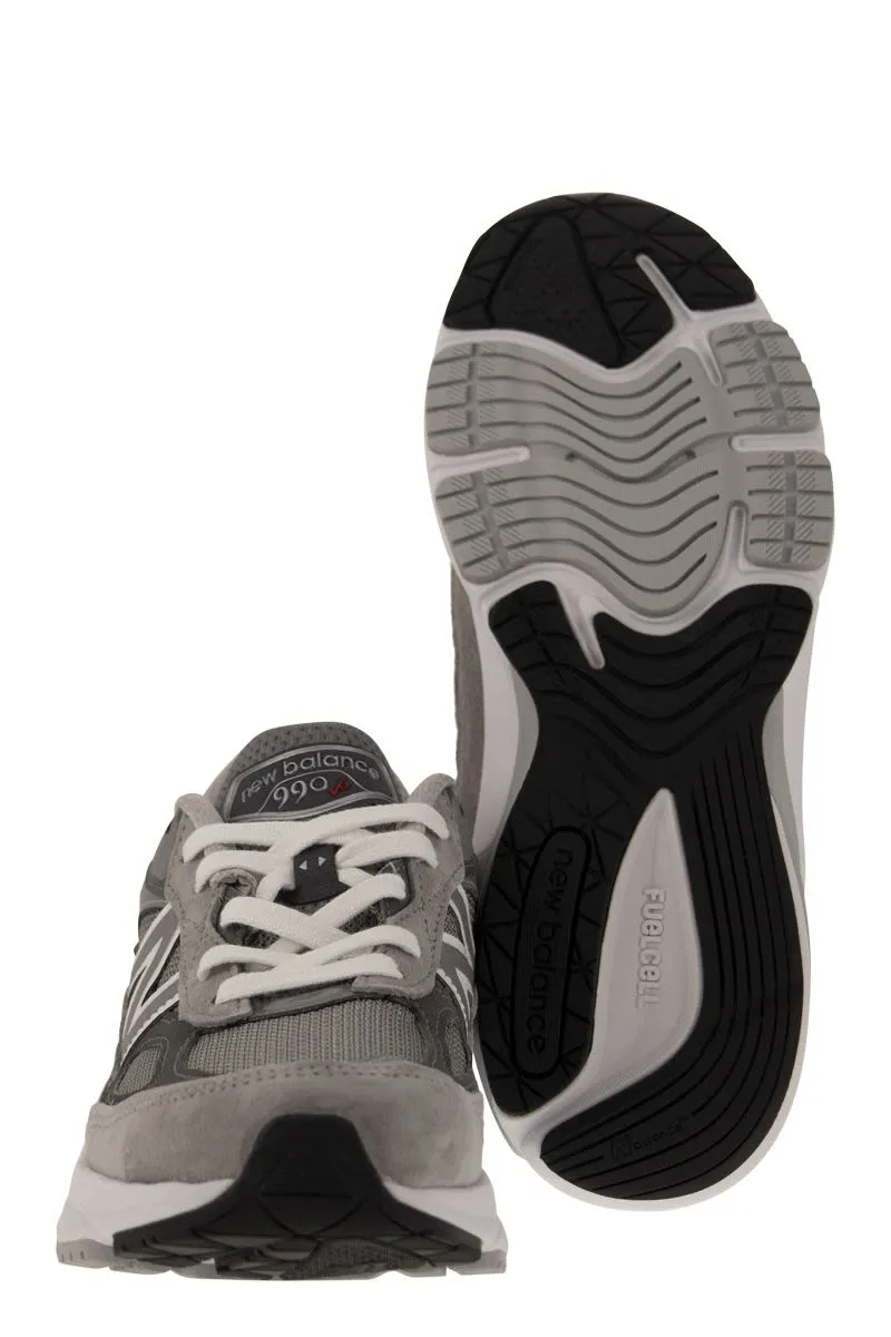 990 - SNEAKERS