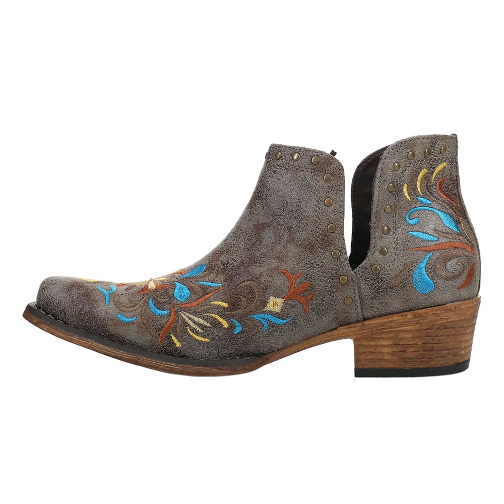 Ava Embroidered Snip Toe Cowboy Booties