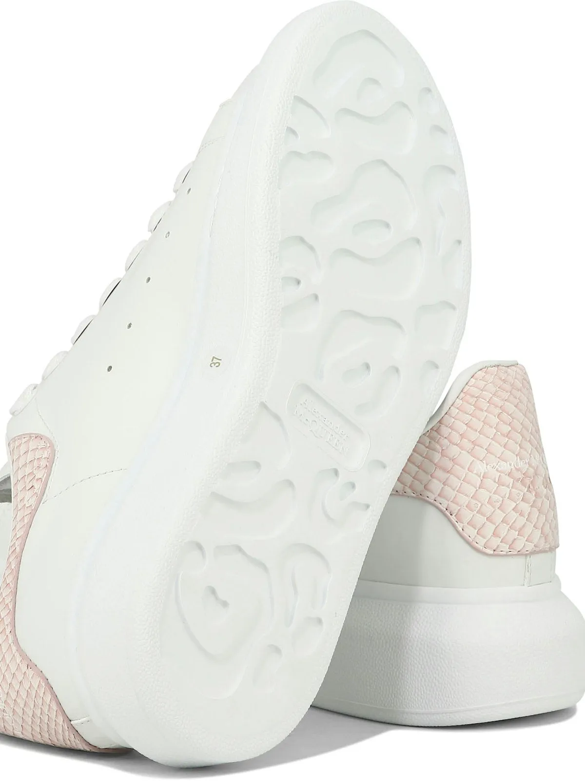"NEW TECH" SNEAKERS